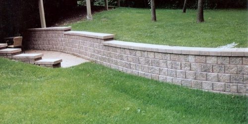 Retaining Wall, Landscaping Wall, Stone Wall, Flower Bed, Rock Wall, Free Estimates